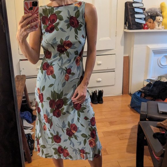 Tessuto - Blue and Red Floral Midi Dress - Picture 6 of 6